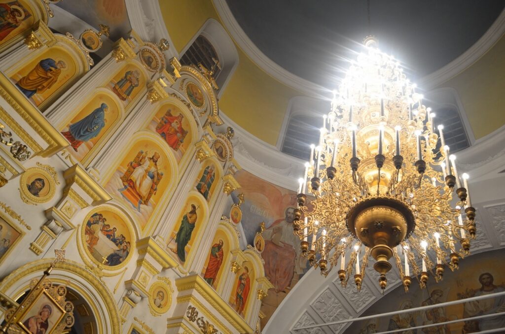 иконостас Свято-Никольского собор в Омске