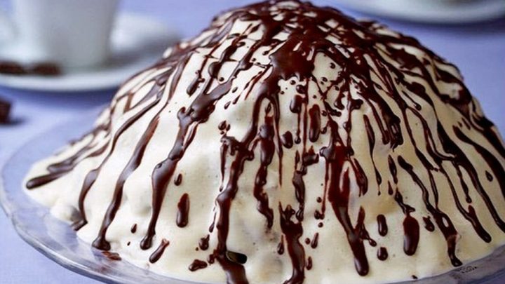 Торт «Айсберг» рецепт в домашних условиях с черносливом