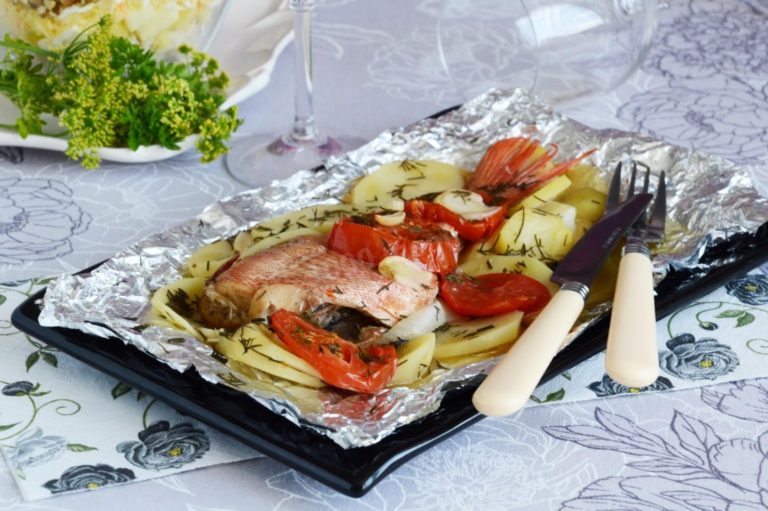 рыба с овощами в духовке рецепты с фото пошагово
